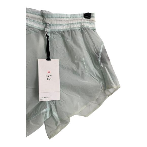 Lululemon Step out Short NWT 3" inseam size 8 Wind Running Athleisure Athletic - Picture 4 of 13